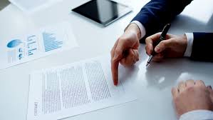 Signing a FSBO contract in Baltimore